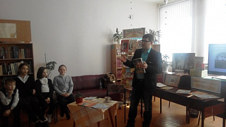 Встреча с писателем Владиславом Николаевым