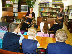 В библиотеке им. П. Хузангая прошла встреча с чувашской поэтессой