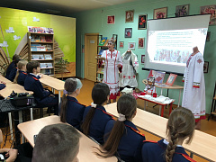 «Волшебный мир чувашского костюма»: час краеведения