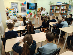Именины с «Тополиной» в библиотеке им. П. Хузангая