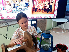 «Преданья старины далекой»: фольклорные посиделки