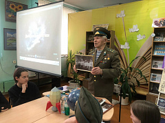«Поехали! 65 лет полета в космос»: познавательный час