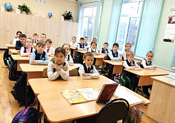 «Театральный фургончик»: библиомарафон в библиотеке им. В. Давыдова-Анатри