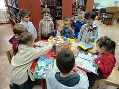 «Чудо - имя которому книга»: путешествие в мир книг