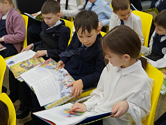 Чебоксарская ГЭС подарила библиотекам новые книги для детей
