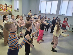«В семье не без единорога»: веселые чтения