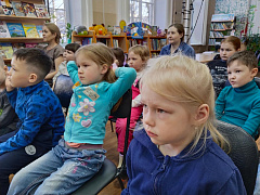 «Сказка в каждом лепестке»: караван веселых историй 