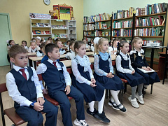 «Дом, где живут книги»: библиотечная экскурсия