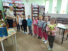 «Какие бывают сказки»: познавательный час 