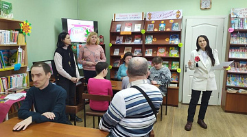 Библиошоу: «И вновь весны нежный букет»
