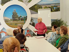 «Песни родные и близкие»: музыкальный час