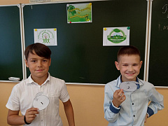 С кузовком, лукошком по лесным дорожкам