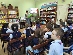«Чтение семейного масштаба: сказки народов России»: акция в библиотеке им. Н. Полоруссова-Шелеби