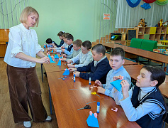 «Дружбой мы сильны»: творческое чтение