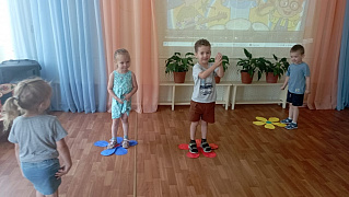 «Вместе весело играть»: игровая программа
