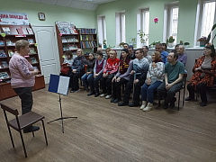 «Стихов моих золотая россыпь»: творческая встреча с Людмилой Войцеховской