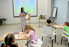 «Чтение семейного масштаба: сказки народов России»: акция в библиотеке им. Н. Носова
