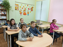 «А у нас во дворе…»: час общения