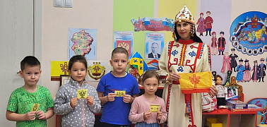 «Мир чувашской вышивки»: час краеведения
