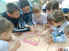 «Уголки России»: аукцион знаний