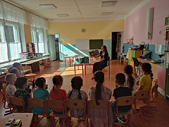 Чтение семейного масштаба в детско-юношеской библиотеке 