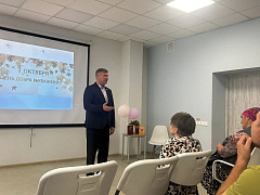 «Тепло рядом с вами!»: литературная гостиная