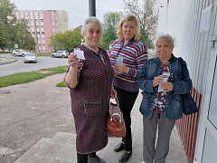Уличная акция «Медовый спас»