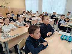 «Нужно с правом нам дружить»: урок права
