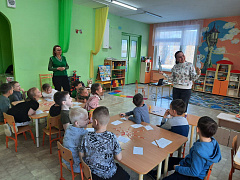 «День снеговика в библиотеке»
