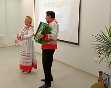 Праздничный час «Песен славных достойны герои!»