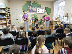 «Театральный фургончик»: библиомарафон в детско-юношеской библиотеке