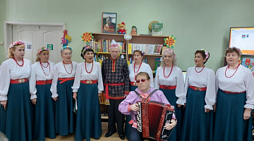 Мы славим женщину России»: праздничная программа 