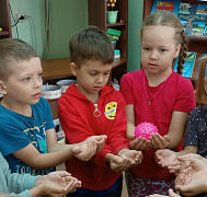 «Стиль жизни - здоровье и спорт»: спортивно-игровая программа 