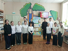 «Есть в марте день особый»: весенняя викторина