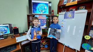 «На просторах Вселенной»: познавательно-игровой час