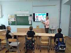 «Какие бывают сказки»: познавательный час
