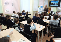 «Свет в окошке» в библиотеке им. П. Хузангая