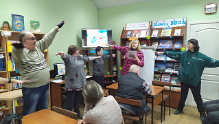 «Апрель встречаем: шутим, смеемся, читаем»: библиокапустник