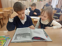 «Девочка из блокадного Ленинграда» в центральной библиотеке им.  Ю. Гагарина