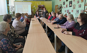 «Живут в моем сердце стихи»: литературно-музыкальный вечер