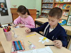 «Рождества звезда сияет» в библиотеке им. П. Хузангая