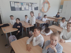 «Вода и труд»: профессиональный бенефис в библиотеке П. Хузангая