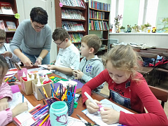 «Книжные папы»: литературно-игровой час