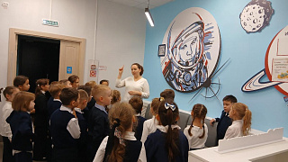«Здравствуй, книжкин дом!»: экскурсия