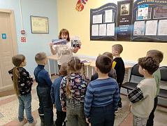 «Мы идем в библиотеку»: экскурсия