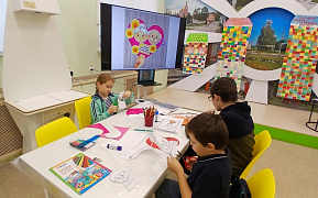 «Золотые руки»: поделка-аппликация ко Дню пожилого человека