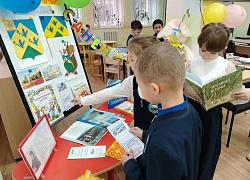 Именины с «Тополиной» в библиотеке им. П. Хузангая