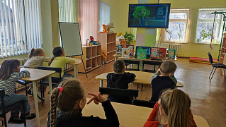 «Дружим с финансами»: игровая программа
