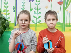 «Волшебство новогодних игрушек»: творческая мастерская