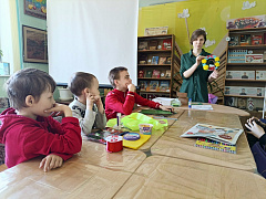 «Праздник света - праздник веры»: пасхальные посиделки